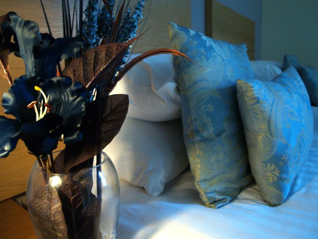 Church Guesthouse Cardiff Zewnętrze zdjęcie