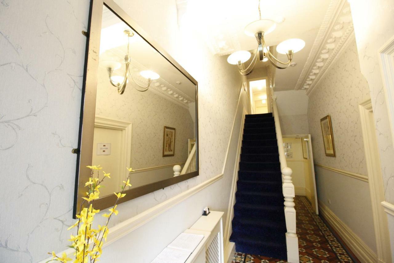 Church Guesthouse Cardiff Zewnętrze zdjęcie