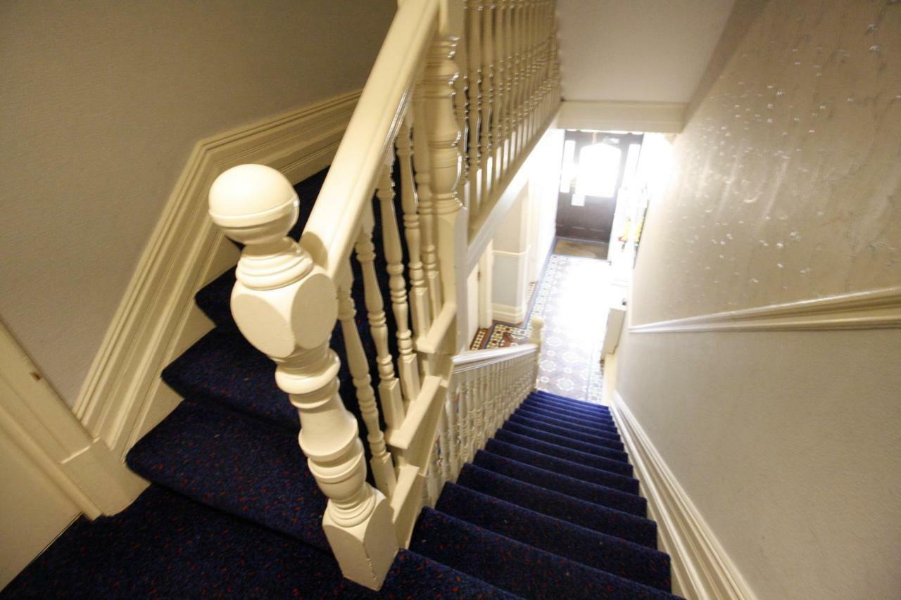 Church Guesthouse Cardiff Zewnętrze zdjęcie